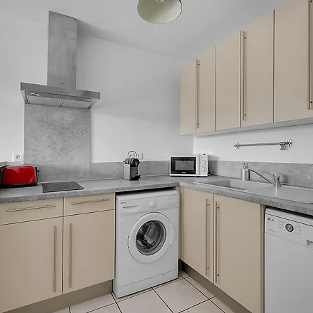 Daire T2 Bord De Garonne Hypercentre Terrasse + Parking *