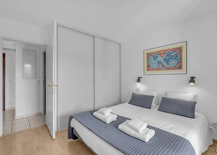 T2 Bord De Garonne Hypercentre Terrasse + Parking تولوز